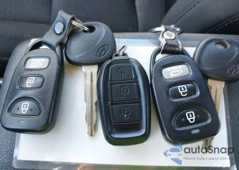 2018 Hyundai Elantra Sel from USA, damaged, VIN 5NPD84LF3JH227091